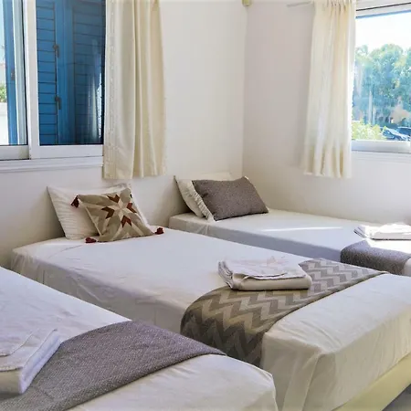 Phaedrus Living: Seaside Luxury Anafi فيلة باراليمني