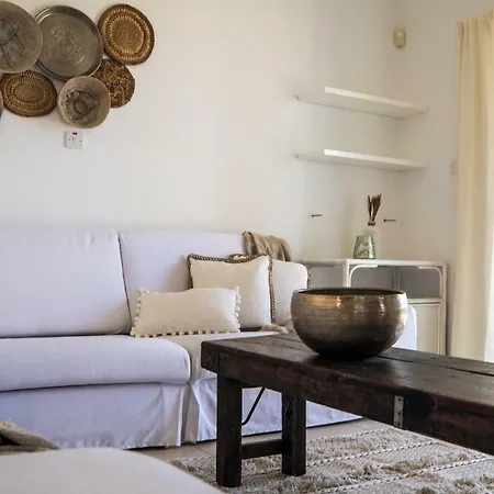 Phaedrus Living: Seaside Luxury Anafi فيلة