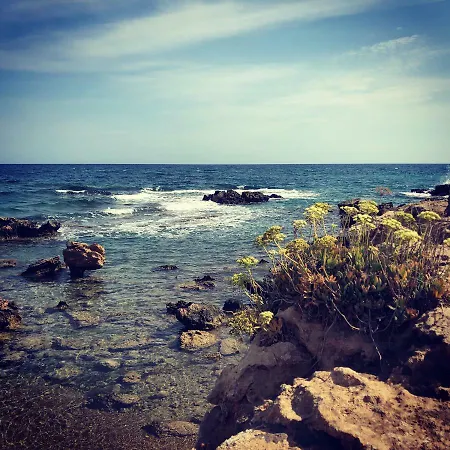 Phaedrus Living: Seaside Luxury Anafi