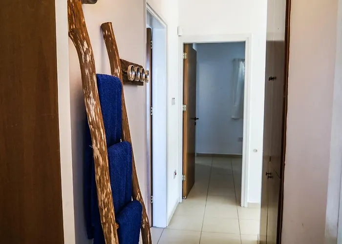 Phaedrus Living: Seaside Luxury Anafi