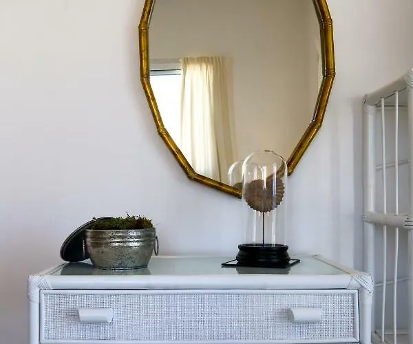 Phaedrus Living: Seaside Luxury Anafi