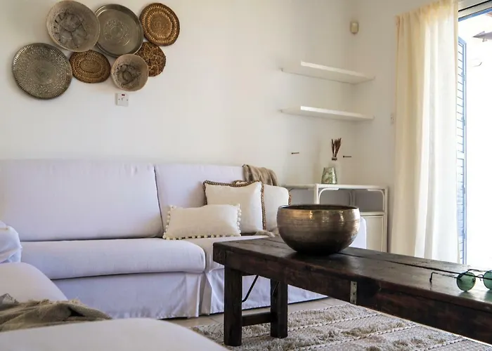 Phaedrus Living: Seaside Luxury Anafi 빌라