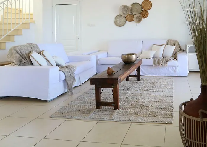 Phaedrus Living: Seaside Luxury Anafi 빌라